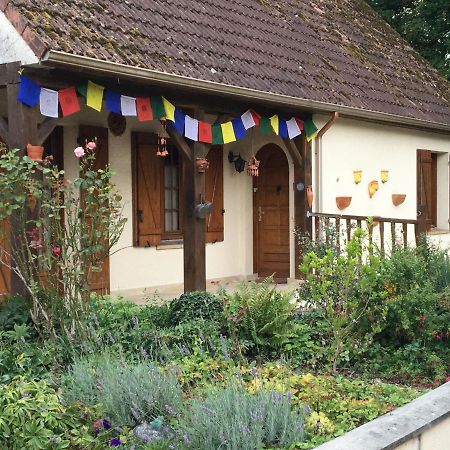 Un Coin De Foret Courmas Exterior foto